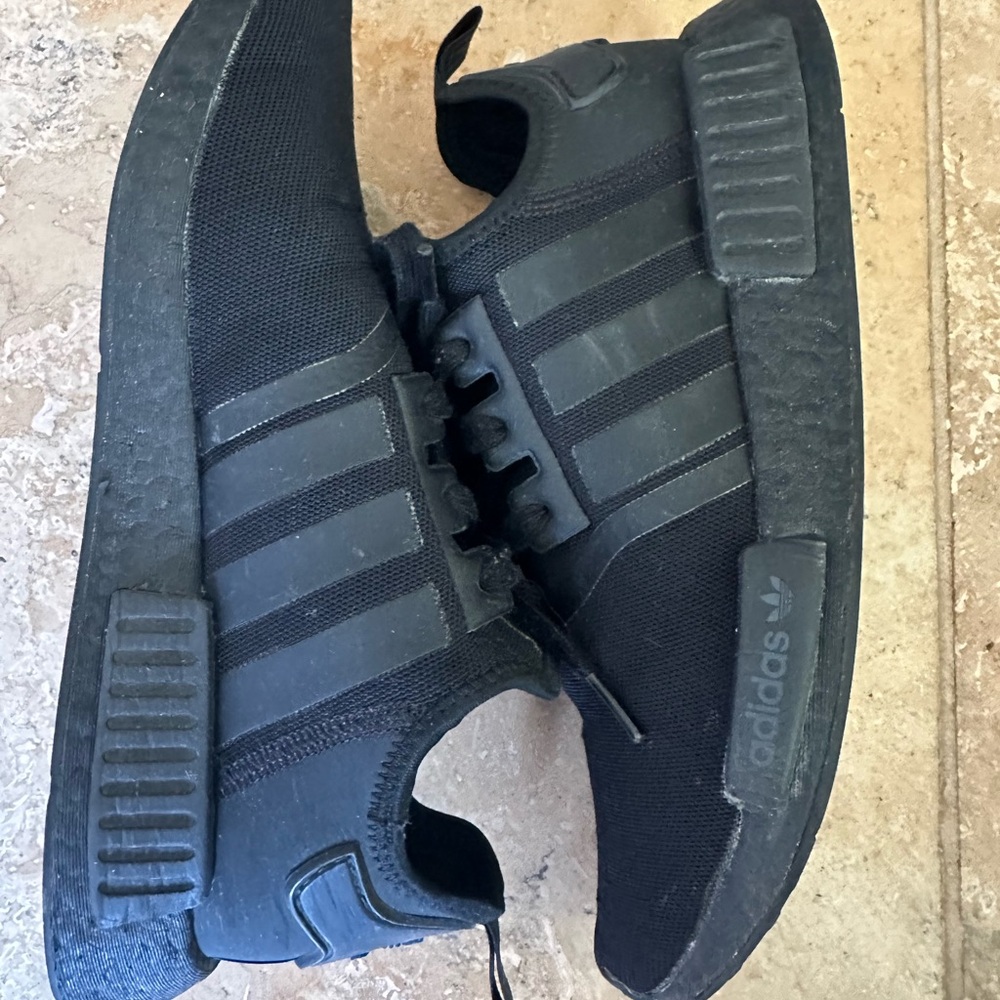 Adidas Nmd_r1 Size 9 - image 3
